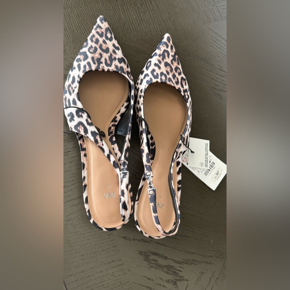 Leopard Print Slingback Heels - Picture 3 of 4